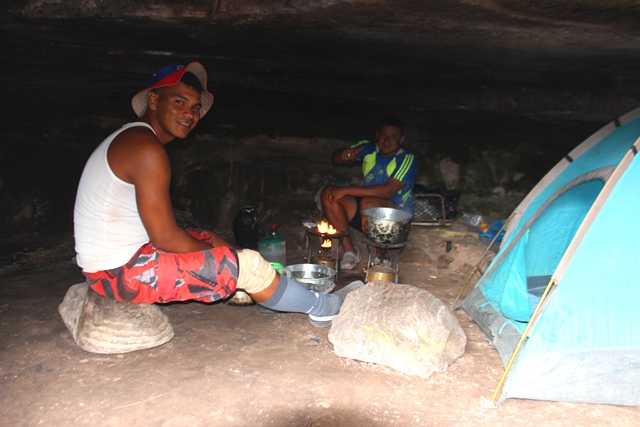 10_unsere beiden Koeche und Traeger - Roger jun. und Martin